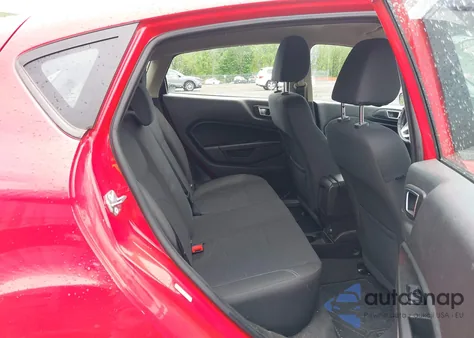 2015 Ford Fiesta Se z USA, uszkodzony, nr VIN 3FADP4EE6FM215869